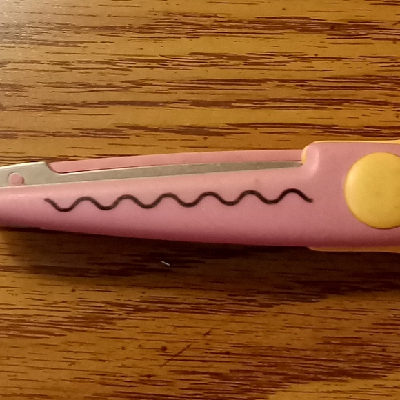 💋2/$20 Craft scissors - Picture 6 of 7